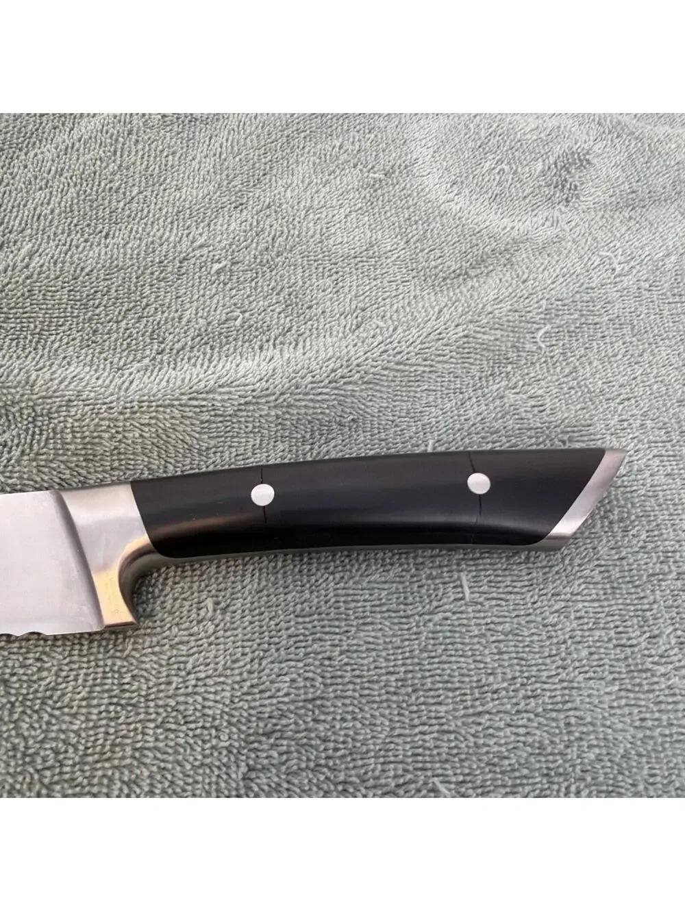Cangshan Rainier Series 8” Serrated Bread Knife